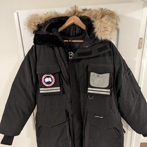 Canada Goose Snow Mantra Parka